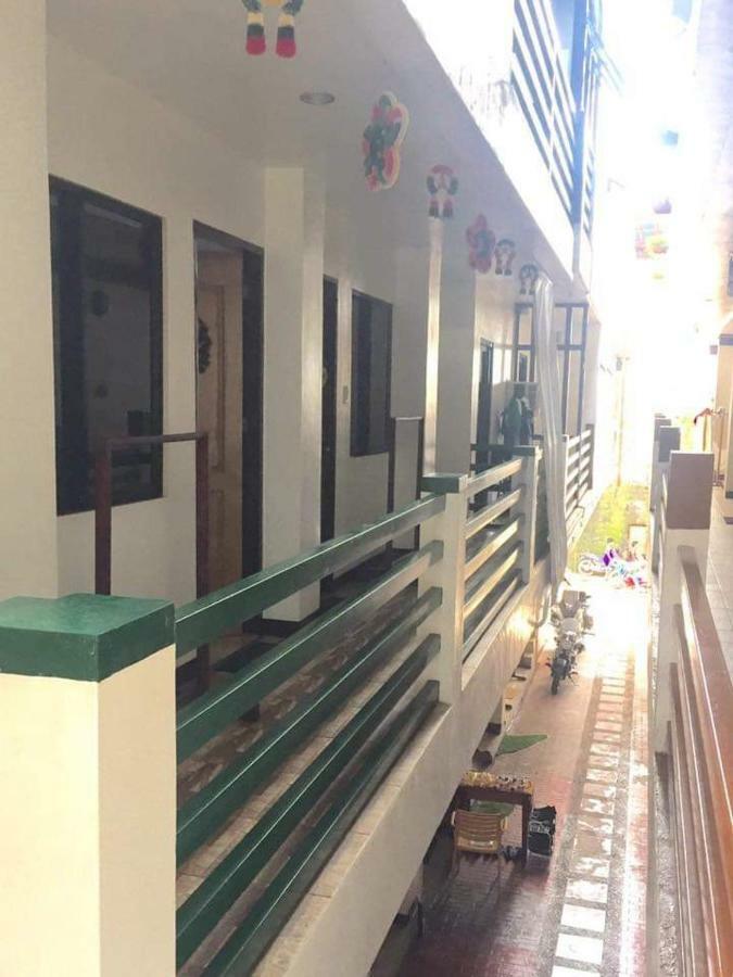 Seascape Lodging House Coron Exterior photo